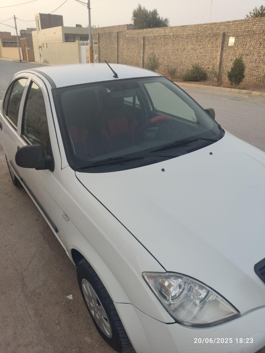 تیبا صندوق دار SX - 1390