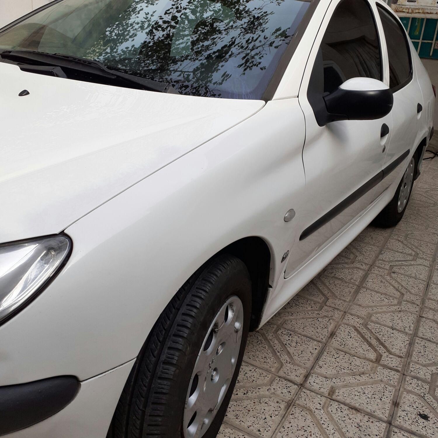 پژو ۲۰۶ صندوق دار v8 - 1393