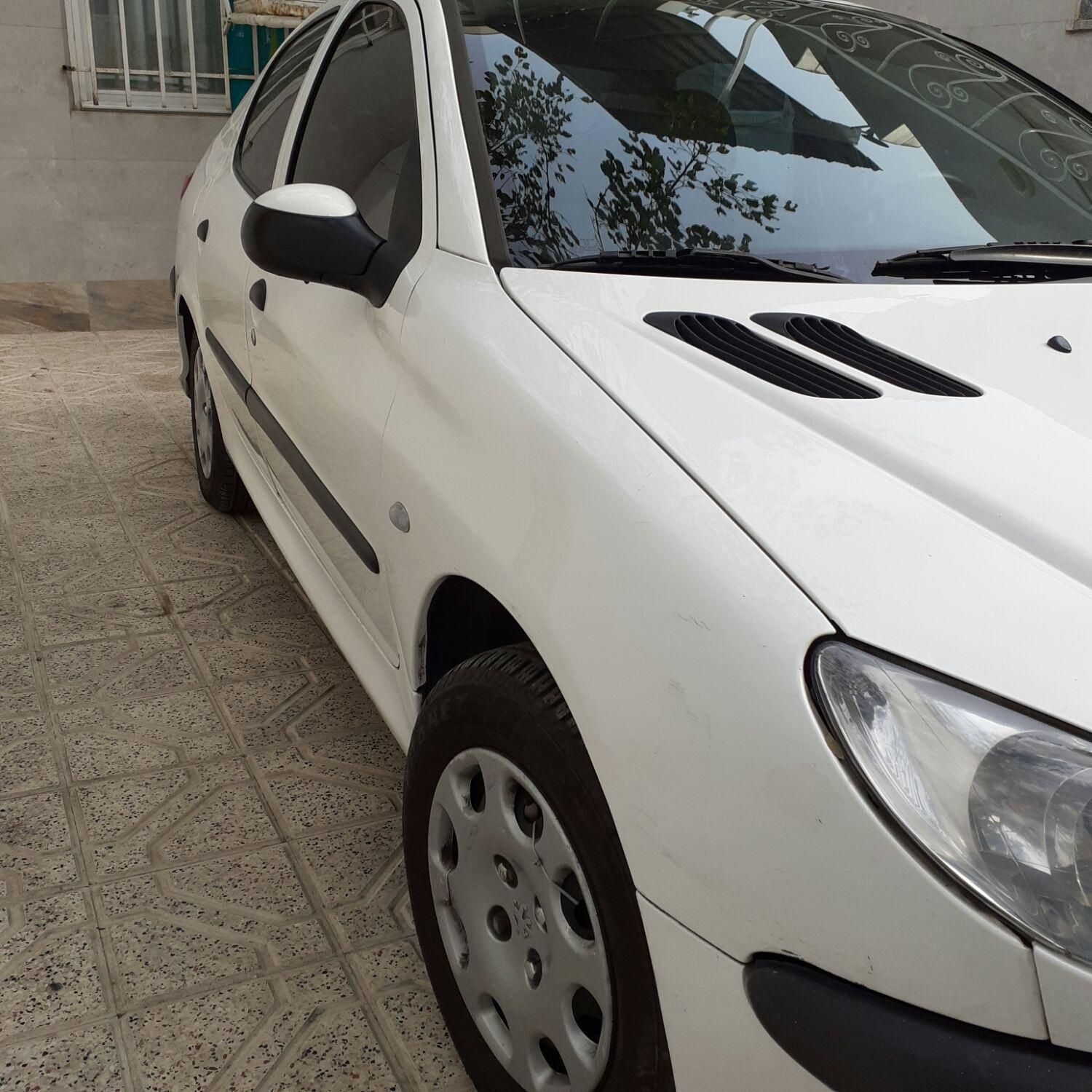 پژو ۲۰۶ صندوق دار v8 - 1393
