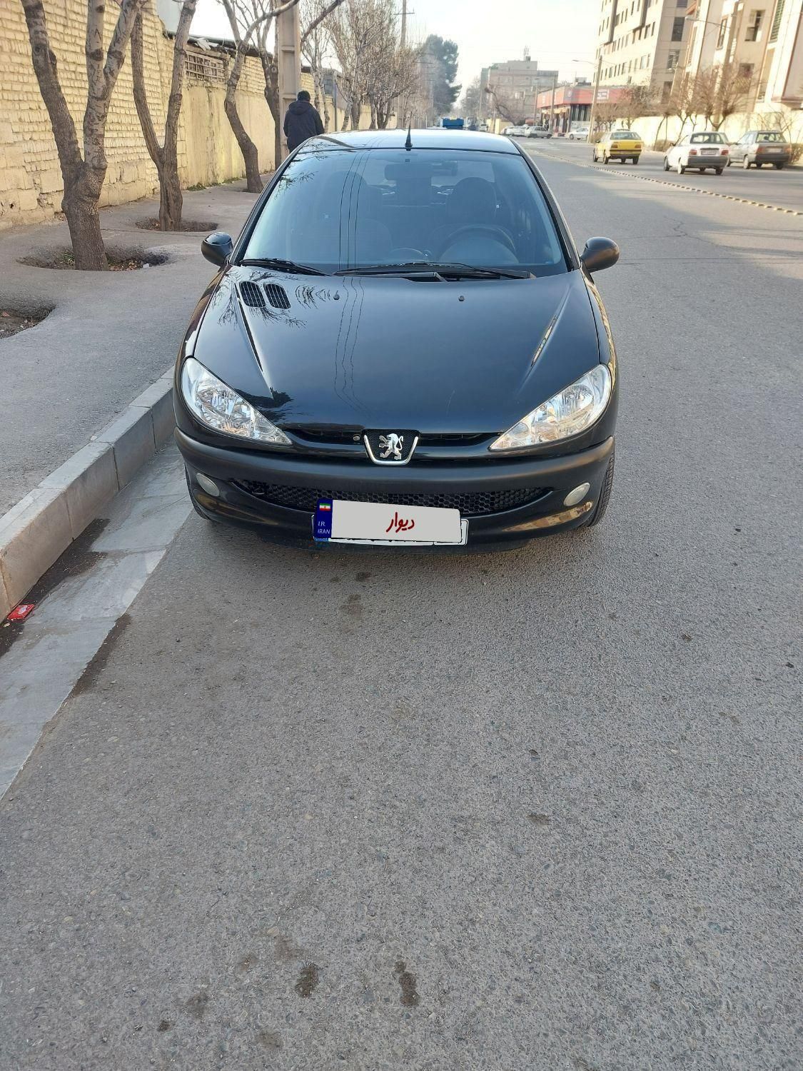 پژو ۲۰۶ صندوق دار v8 - 1396