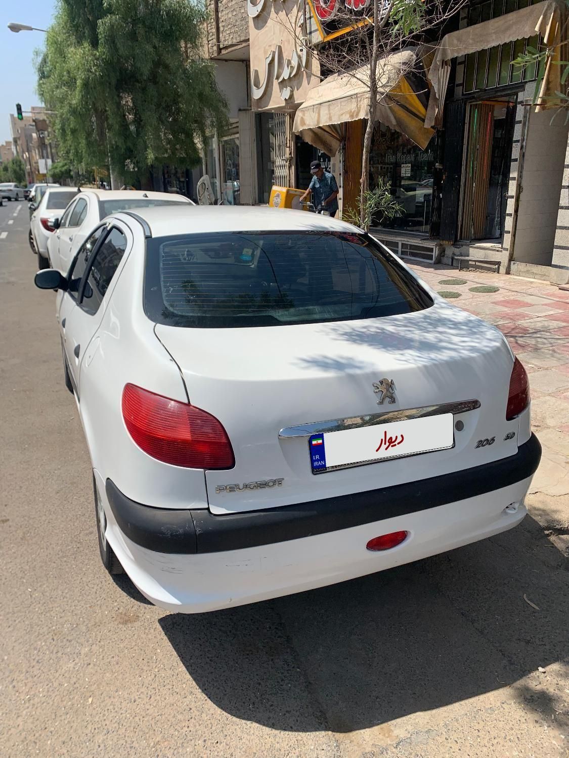 پژو ۲۰۶ صندوق دار v8 - 1388