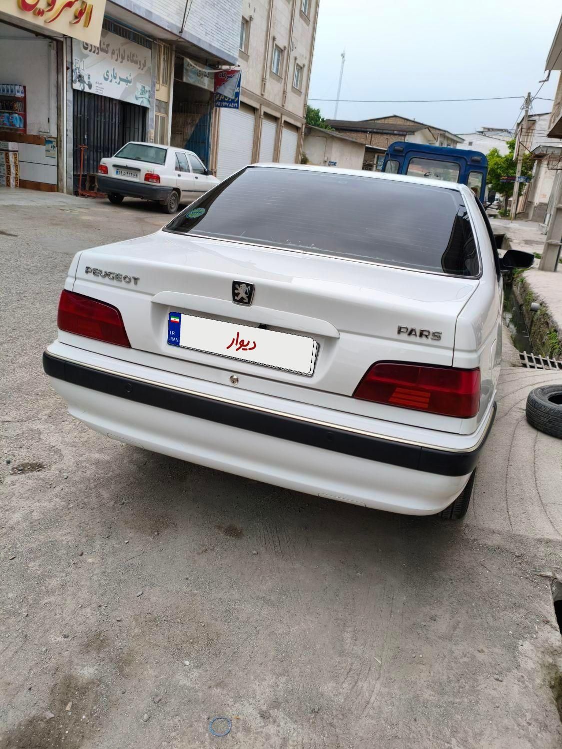 پژو پارس XU7P - 1401