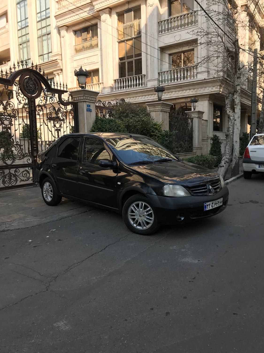 خودرو رنو، تندر 90 آگهی ann_19471003