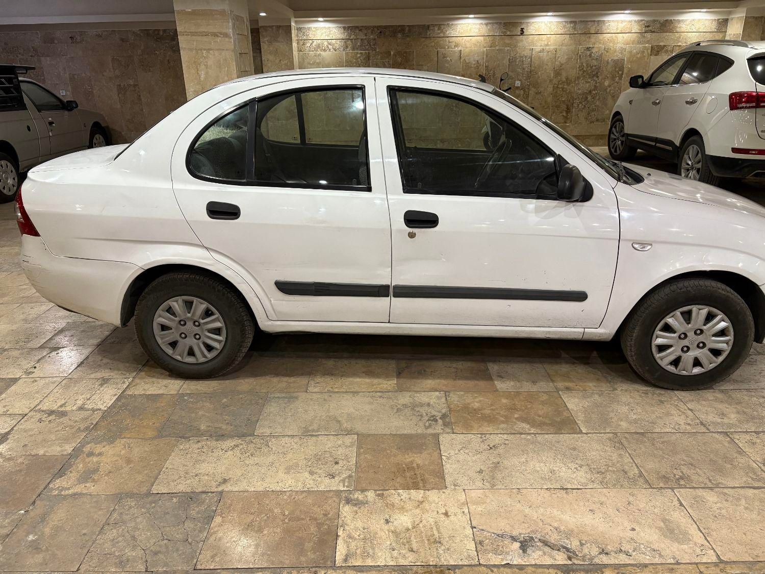 تیبا صندوق دار SX - 1393