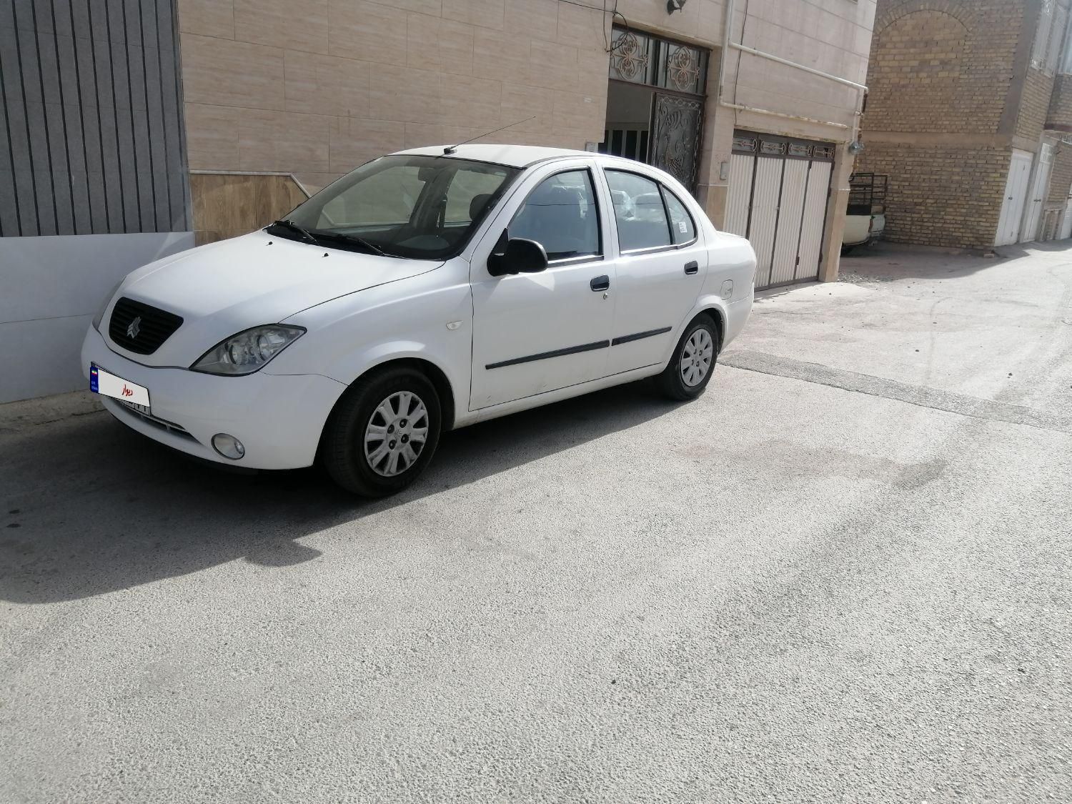 تیبا صندوق دار SX - 1400