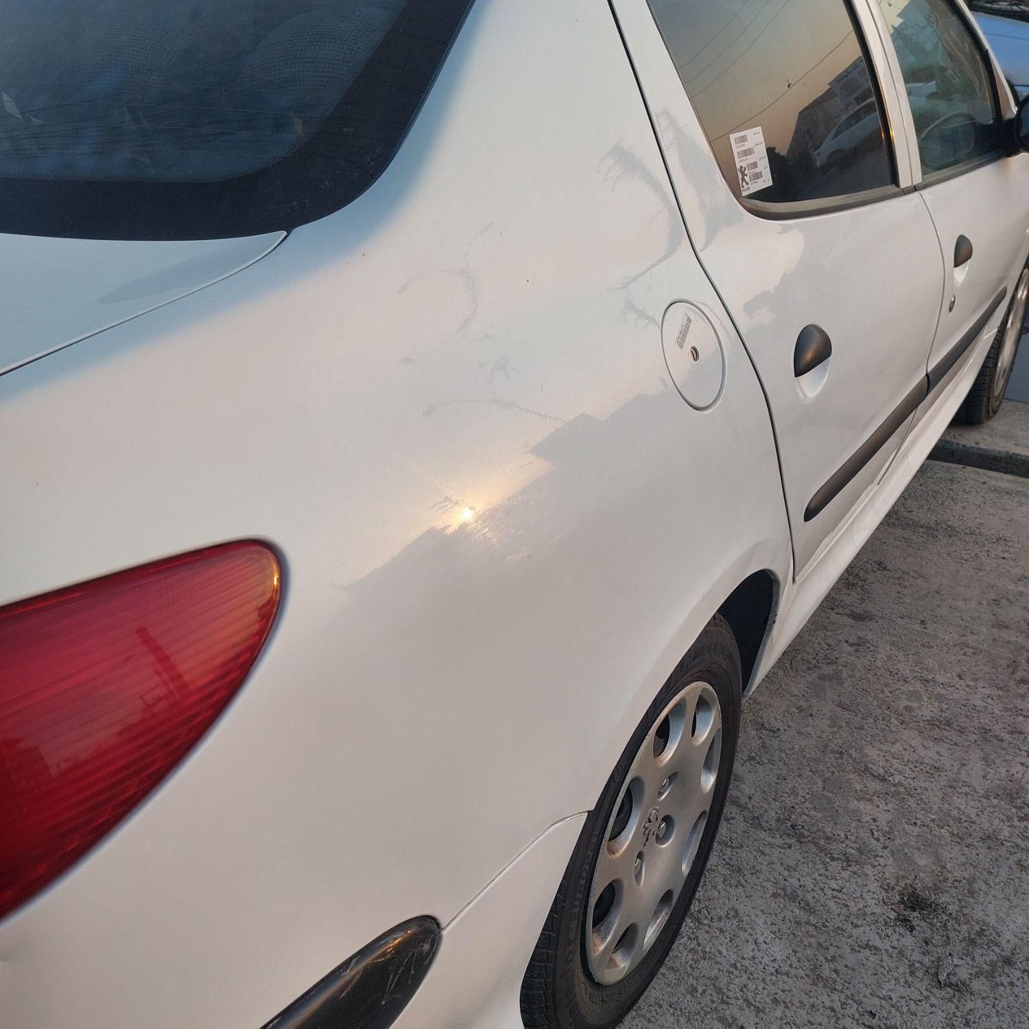 پژو ۲۰۶ صندوق دار v8 - 1396