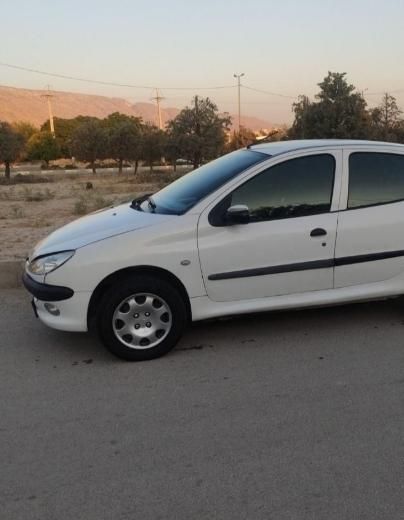 پژو ۲۰۶ صندوق دار v8 - 1393