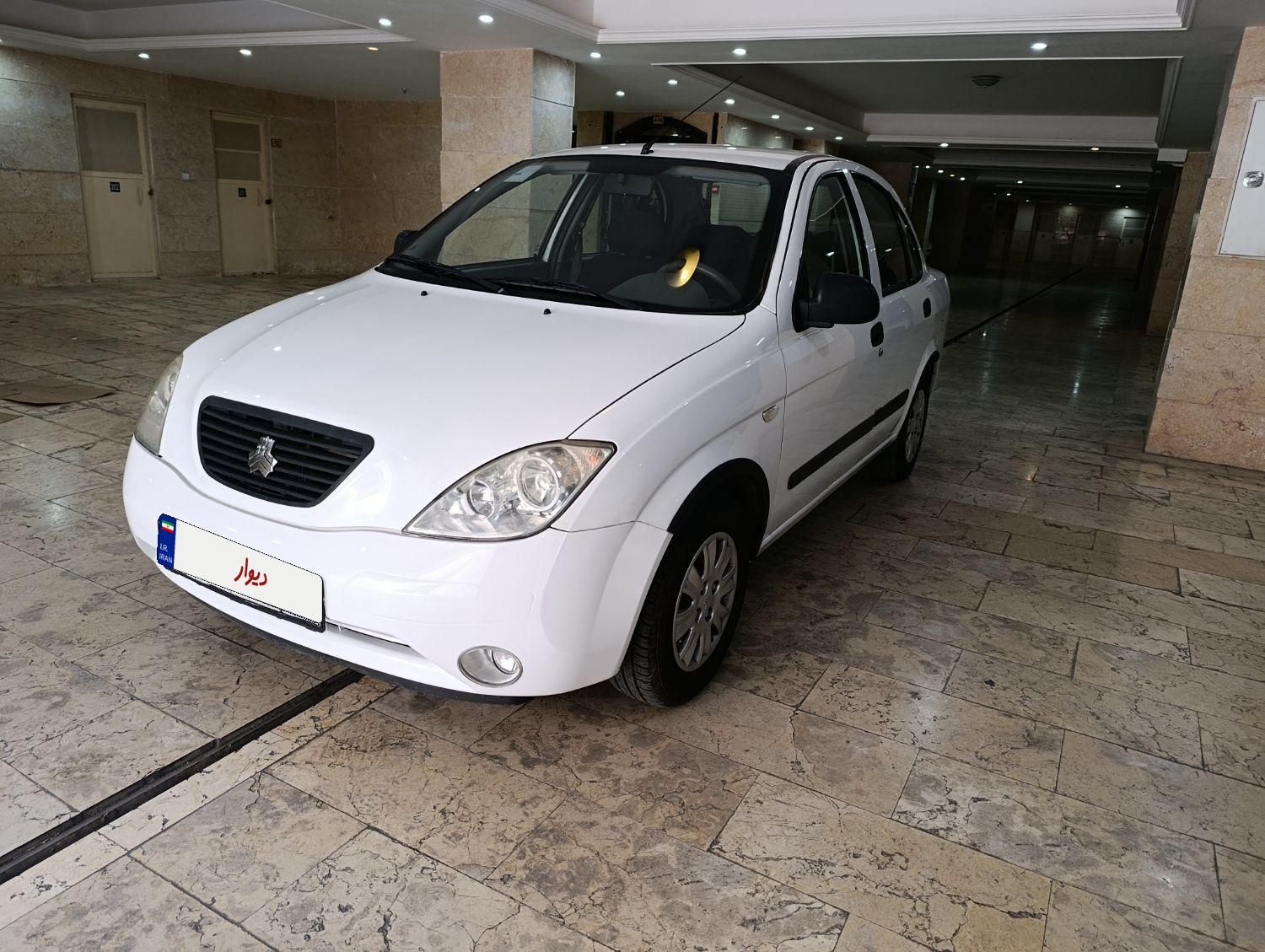 تیبا صندوق دار SX - 1395