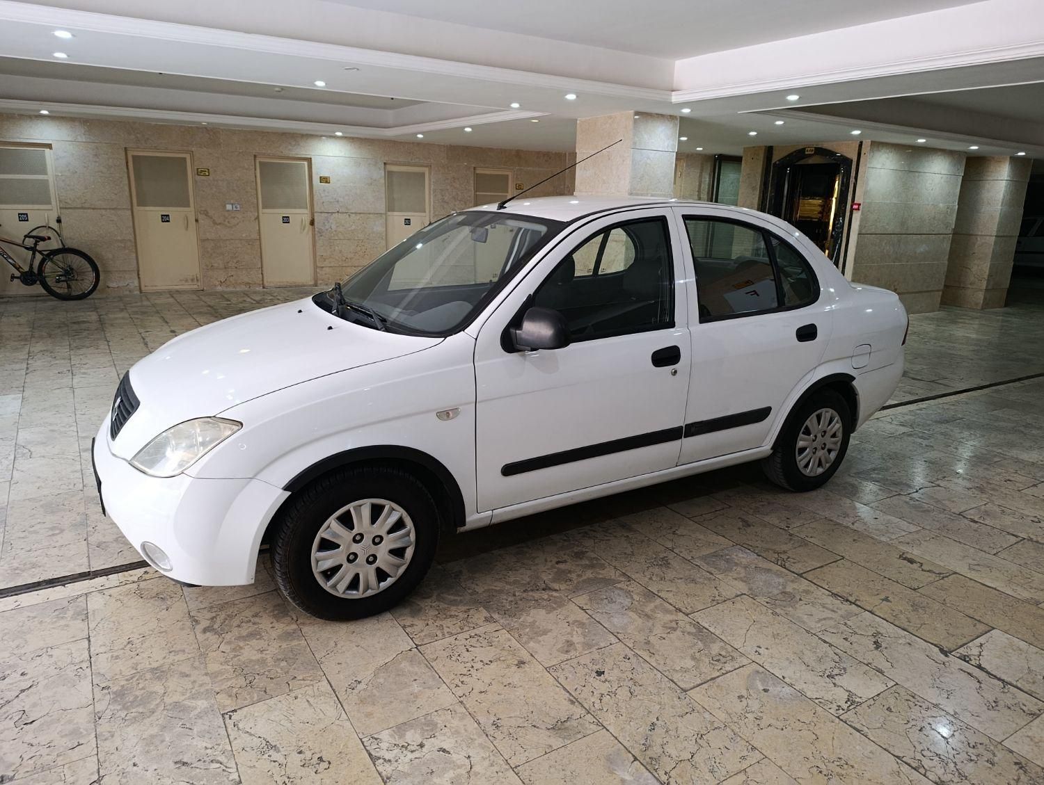 تیبا صندوق دار SX - 1395