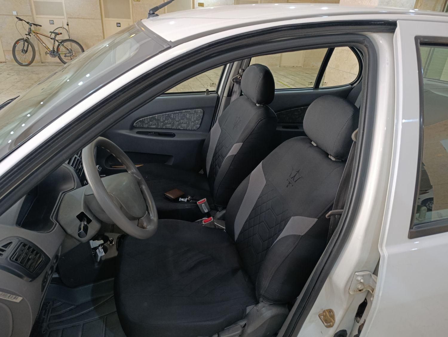 تیبا صندوق دار SX - 1395