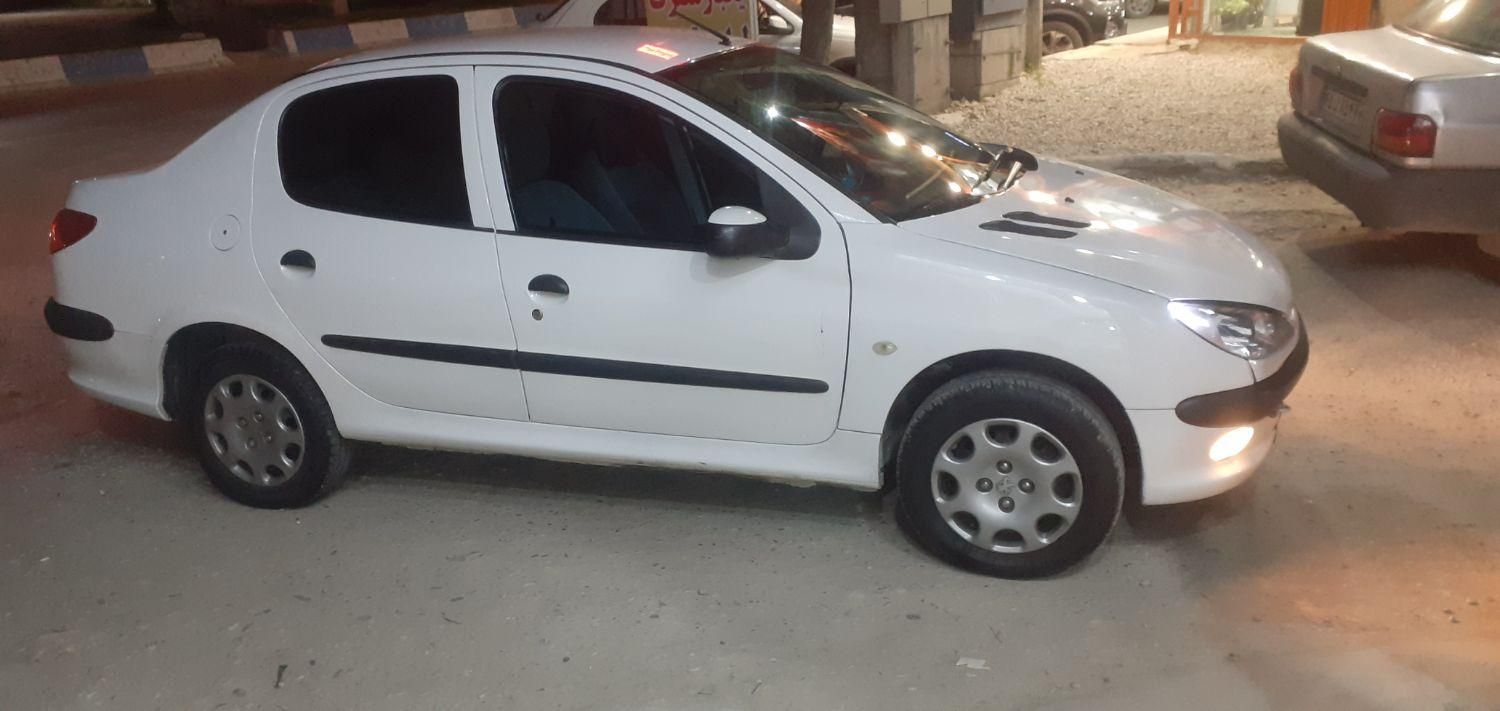پژو ۲۰۶ صندوق دار v8 - 1390