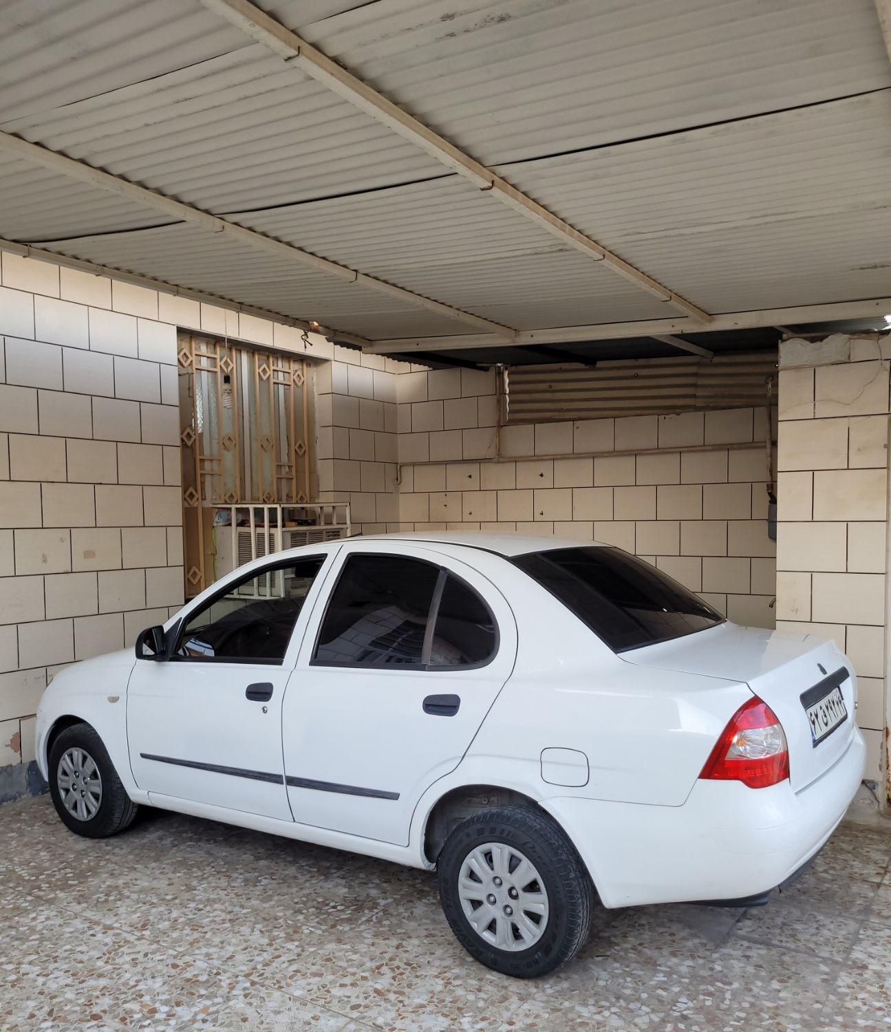 تیبا صندوق دار SX - 1395