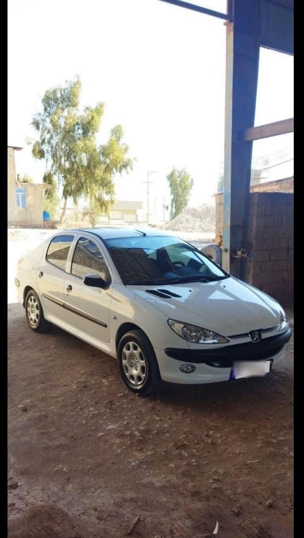 پژو ۲۰۶ صندوق دار v8 - 1394
