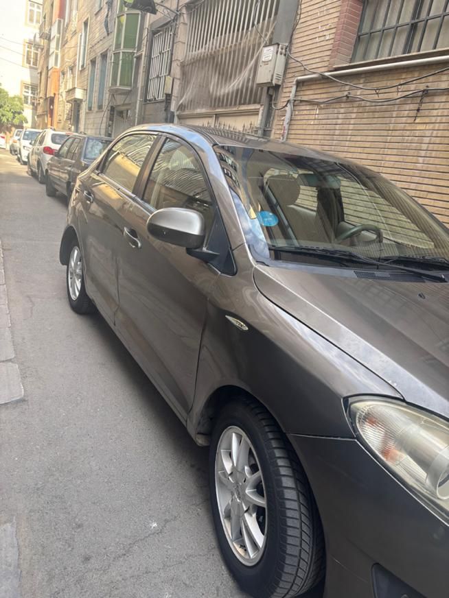 ام وی ام 315 صندوقدار ساده دنده ای - 1392