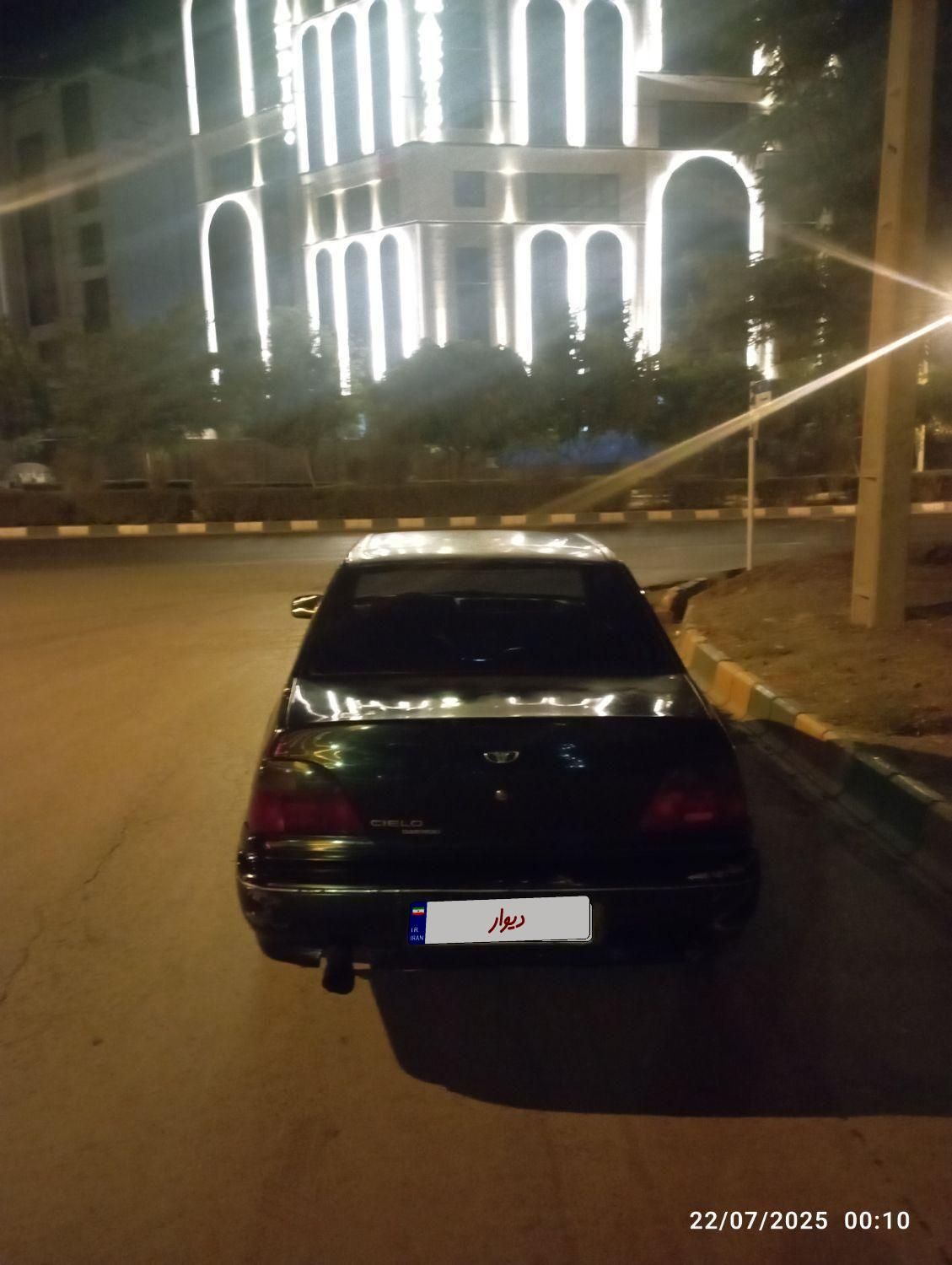 دوو سیلو سدان - 1381