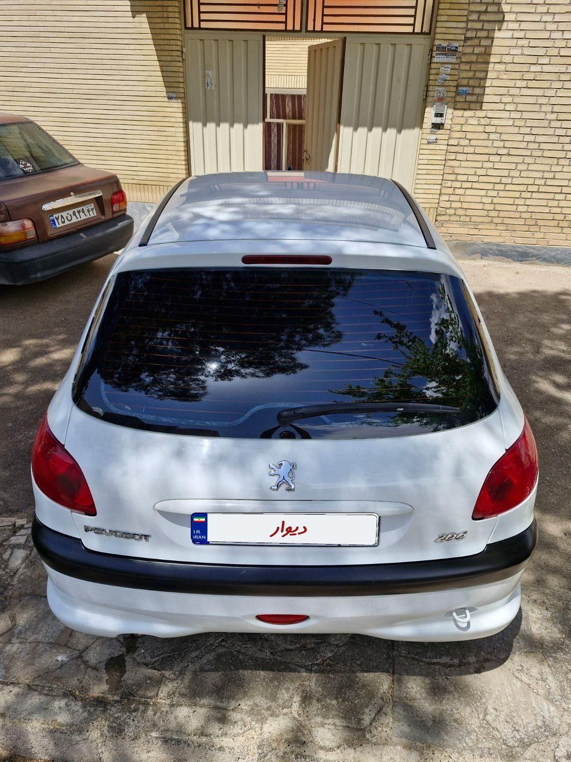 پژو 206 تیپ 2 - 1398