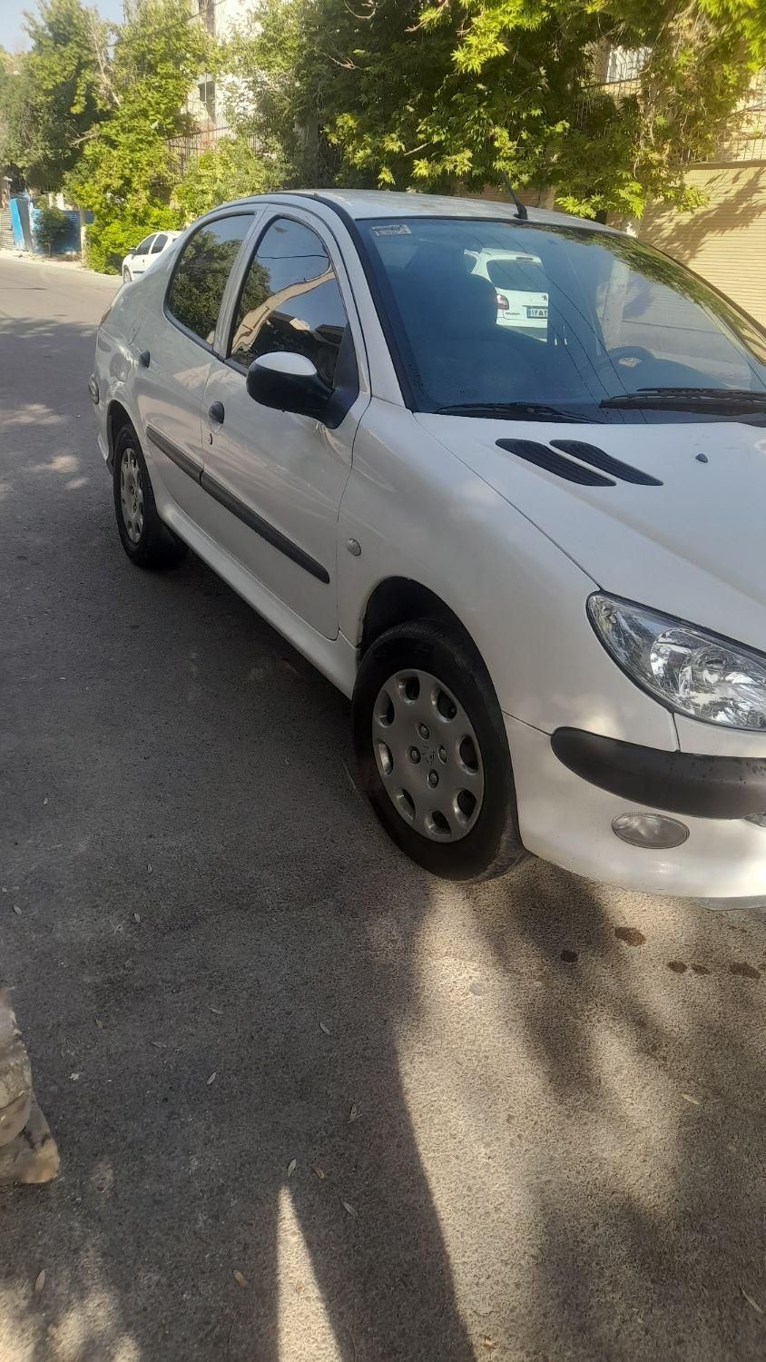 پژو ۲۰۶ صندوق دار v8 - 1395