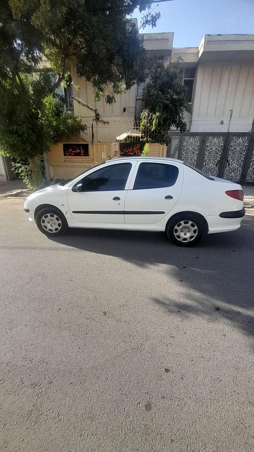 پژو ۲۰۶ صندوق دار v8 - 1395