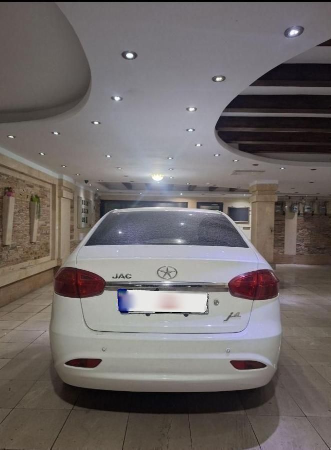 خودرو جک، J4 آگهی ann_19472637
