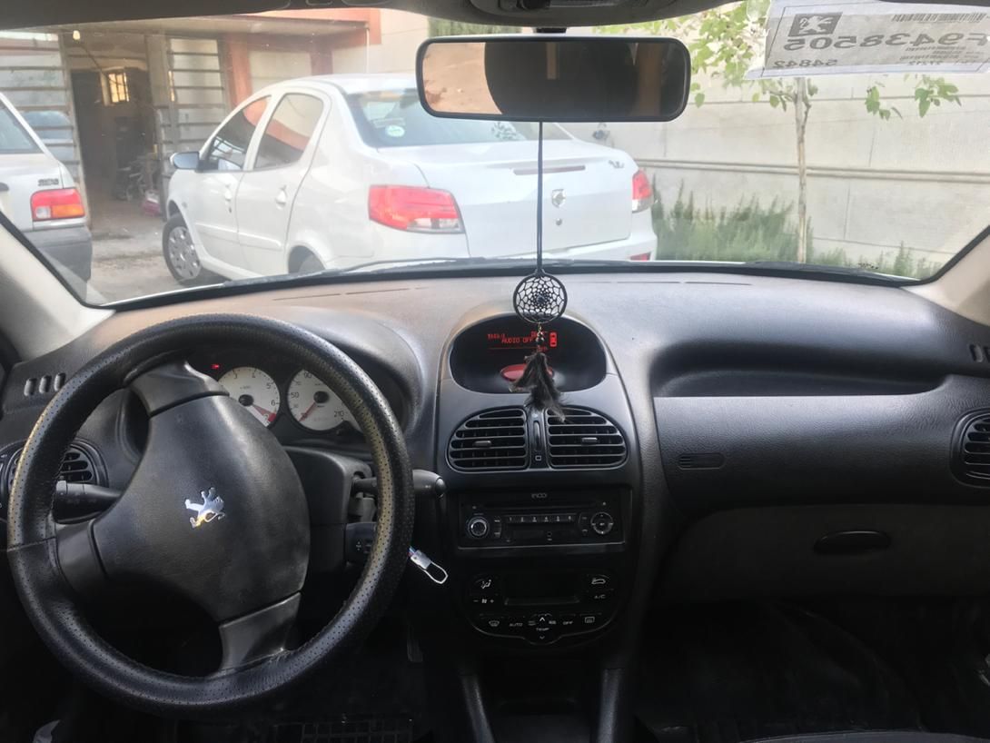 پژو ۲۰۶ صندوق دار v8 - 1395