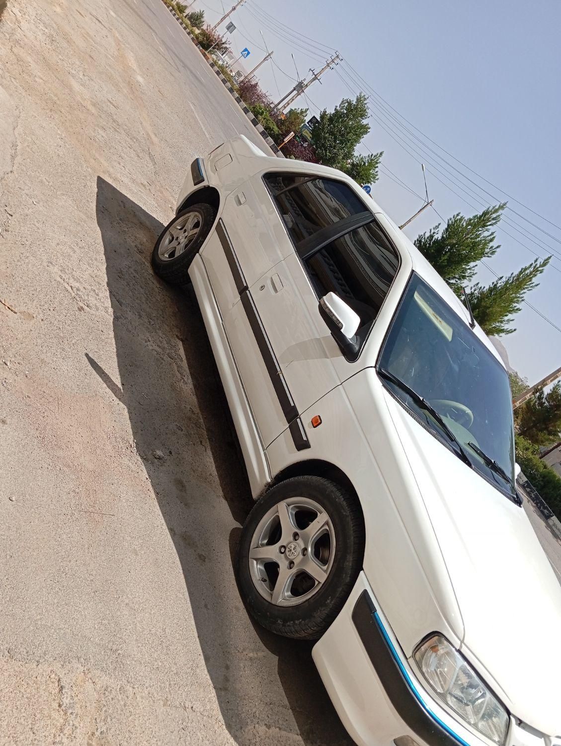 پژو پارس سال - 1393
