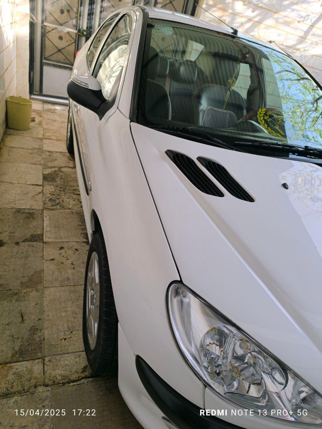 پژو ۲۰۶ صندوق دار v8 - 1391
