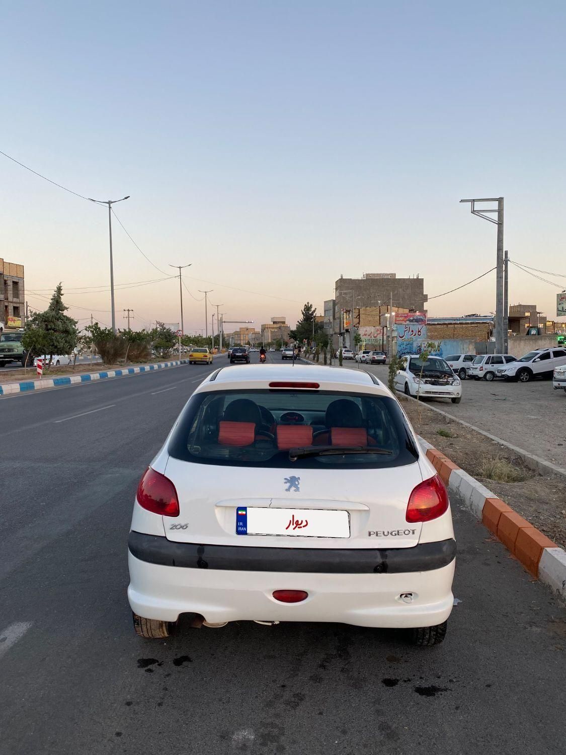 پژو 206 تیپ 3 - 1395