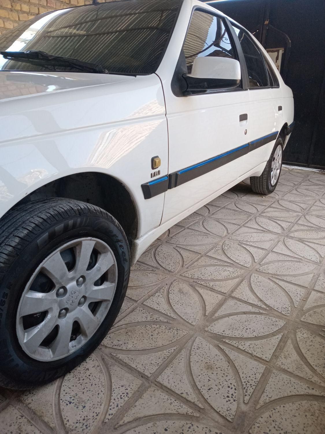 پژو 405 بنزینی GLX - TU5 - 1391