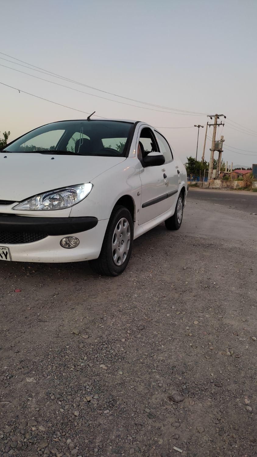 پژو ۲۰۶ صندوق دار v8 - 1393