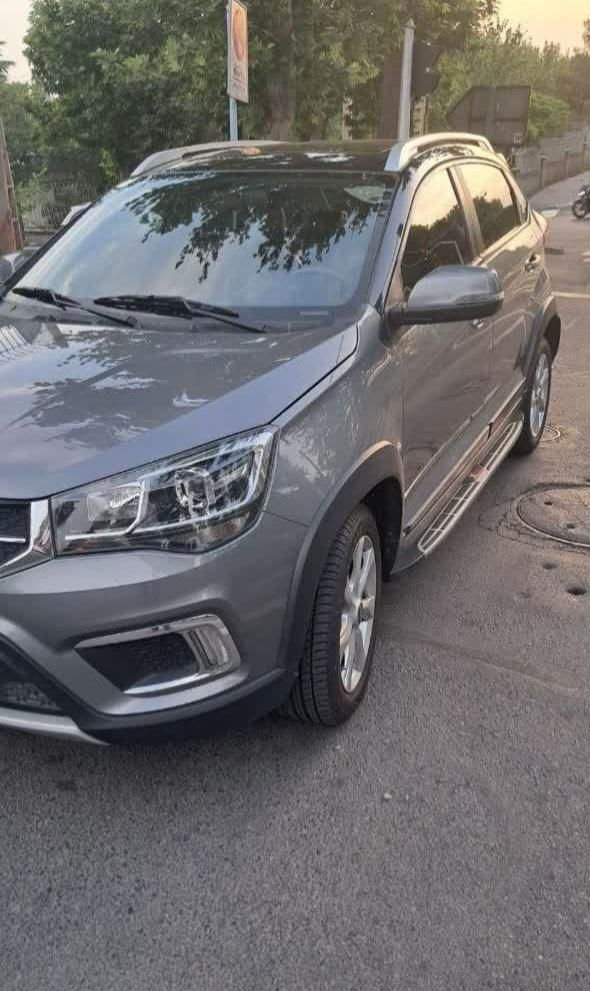 ام وی ام X22 اتوماتیک اسپرت اکسلنت - 1400