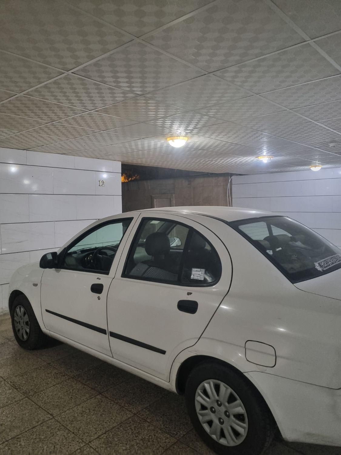 تیبا صندوق دار SX - 1400