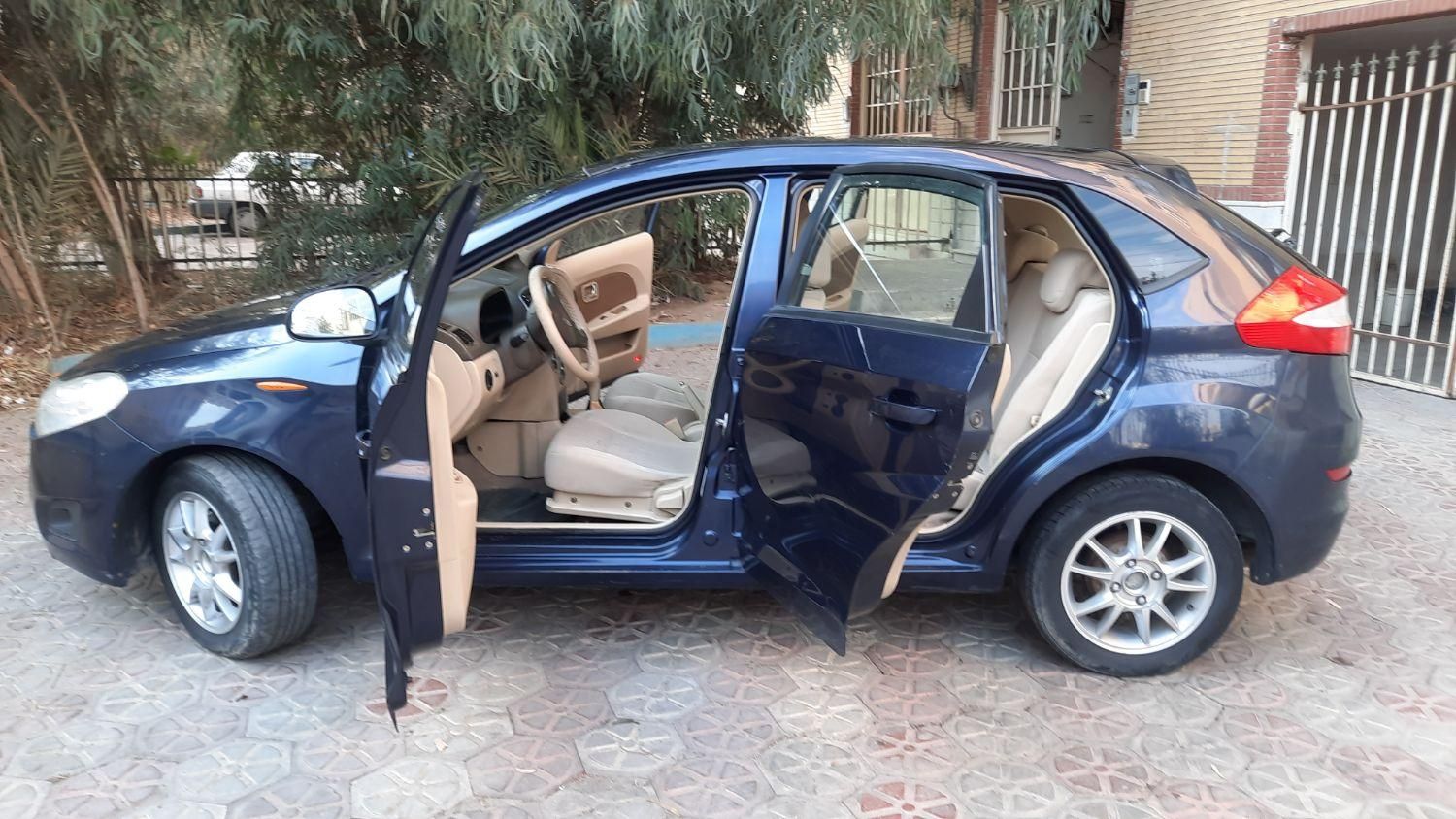 ام وی ام 315 هاچ بک ساده دنده ای - 1393