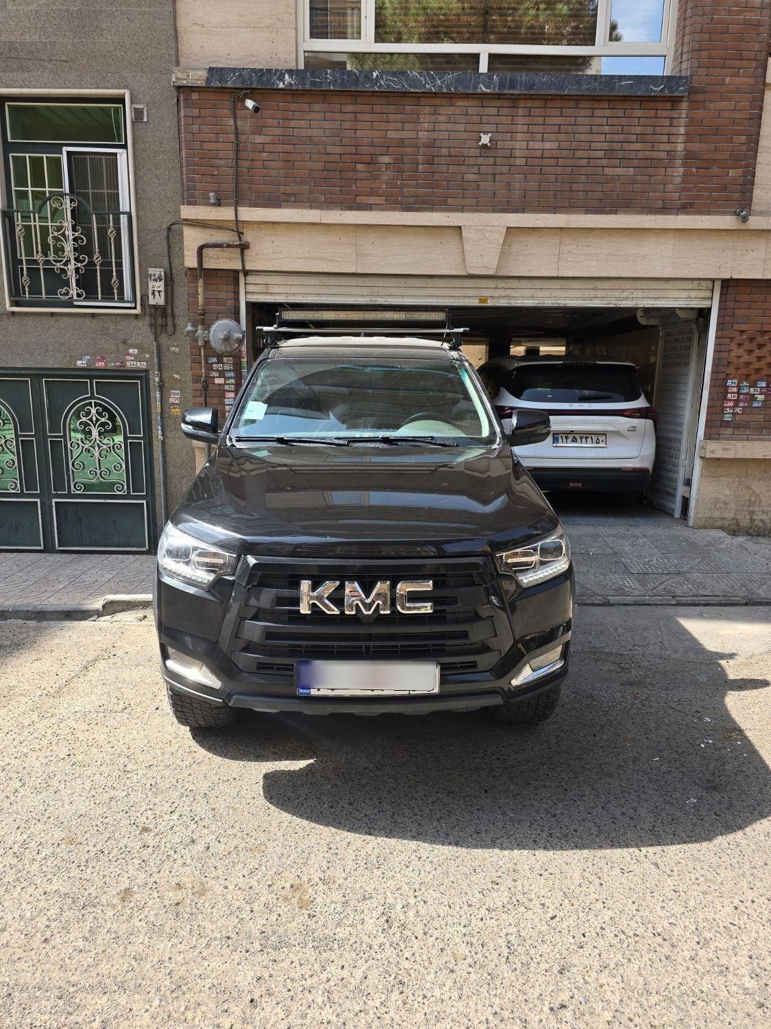 خودرو کی ام سی، T8 آگهی ann_19474511
