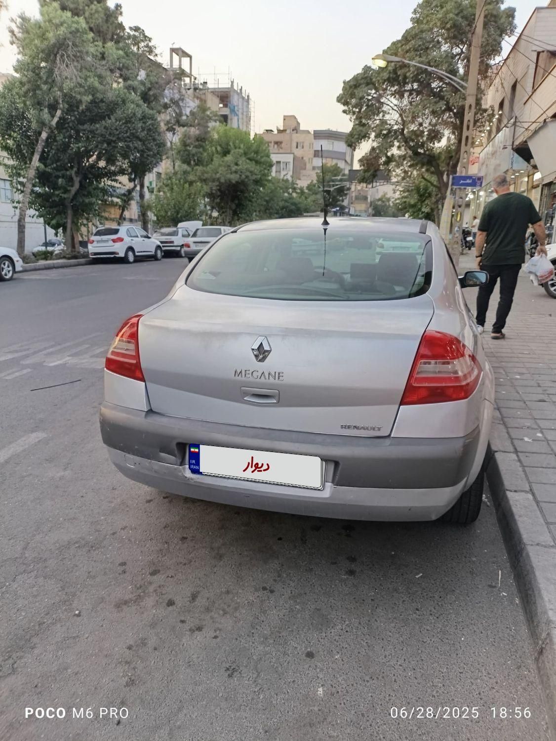 رنو مگان پارس خودرو 2000 - 1389
