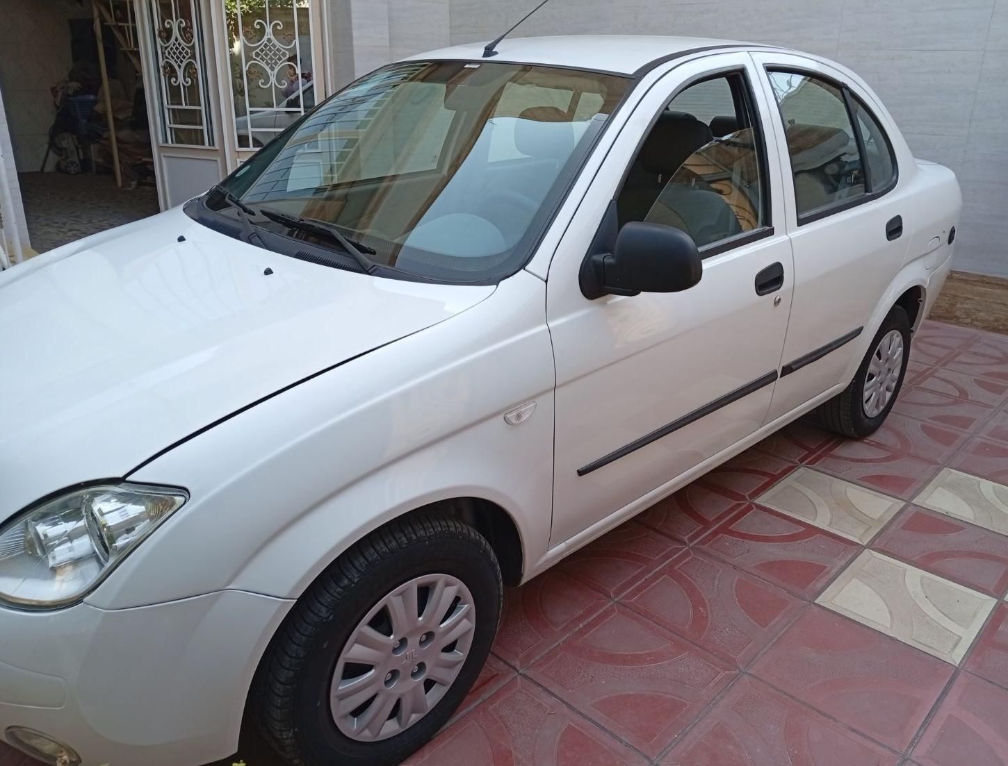 تیبا صندوق دار SX - 1400