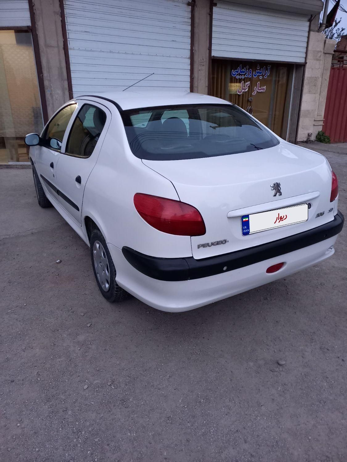 پژو ۲۰۶ صندوق دار v8 - 1388