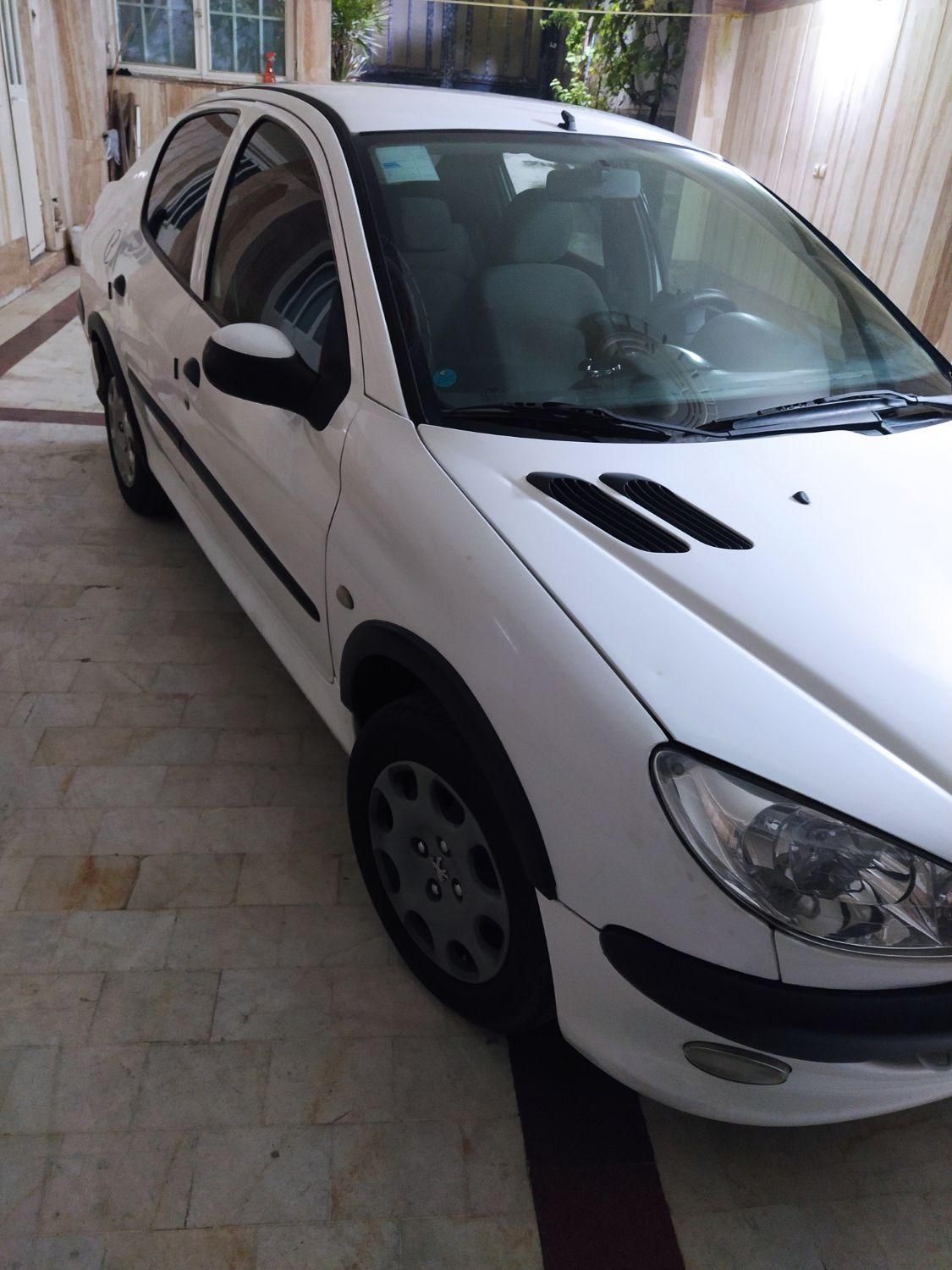 پژو ۲۰۶ صندوق دار v8 - 1394