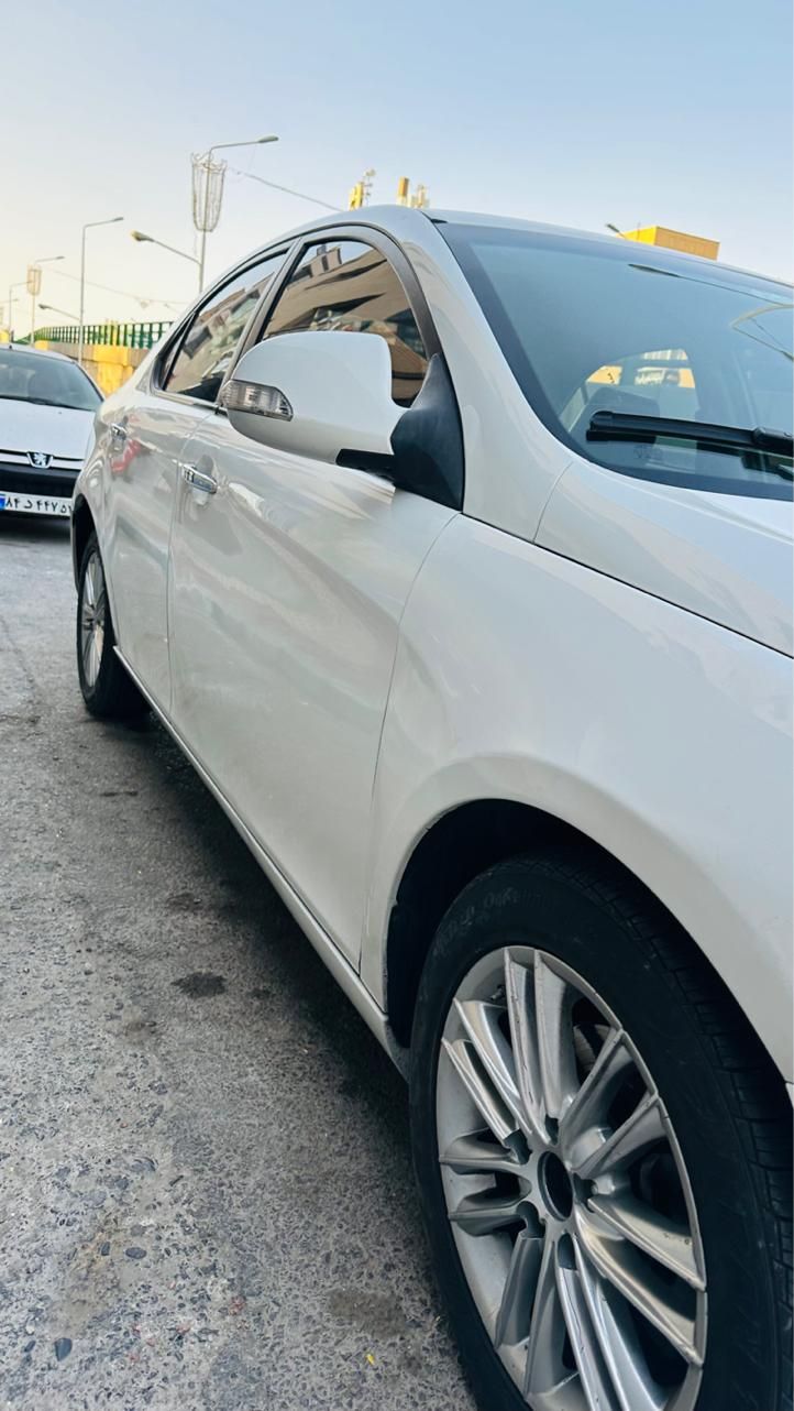 جک J5 اتوماتیک - 1393