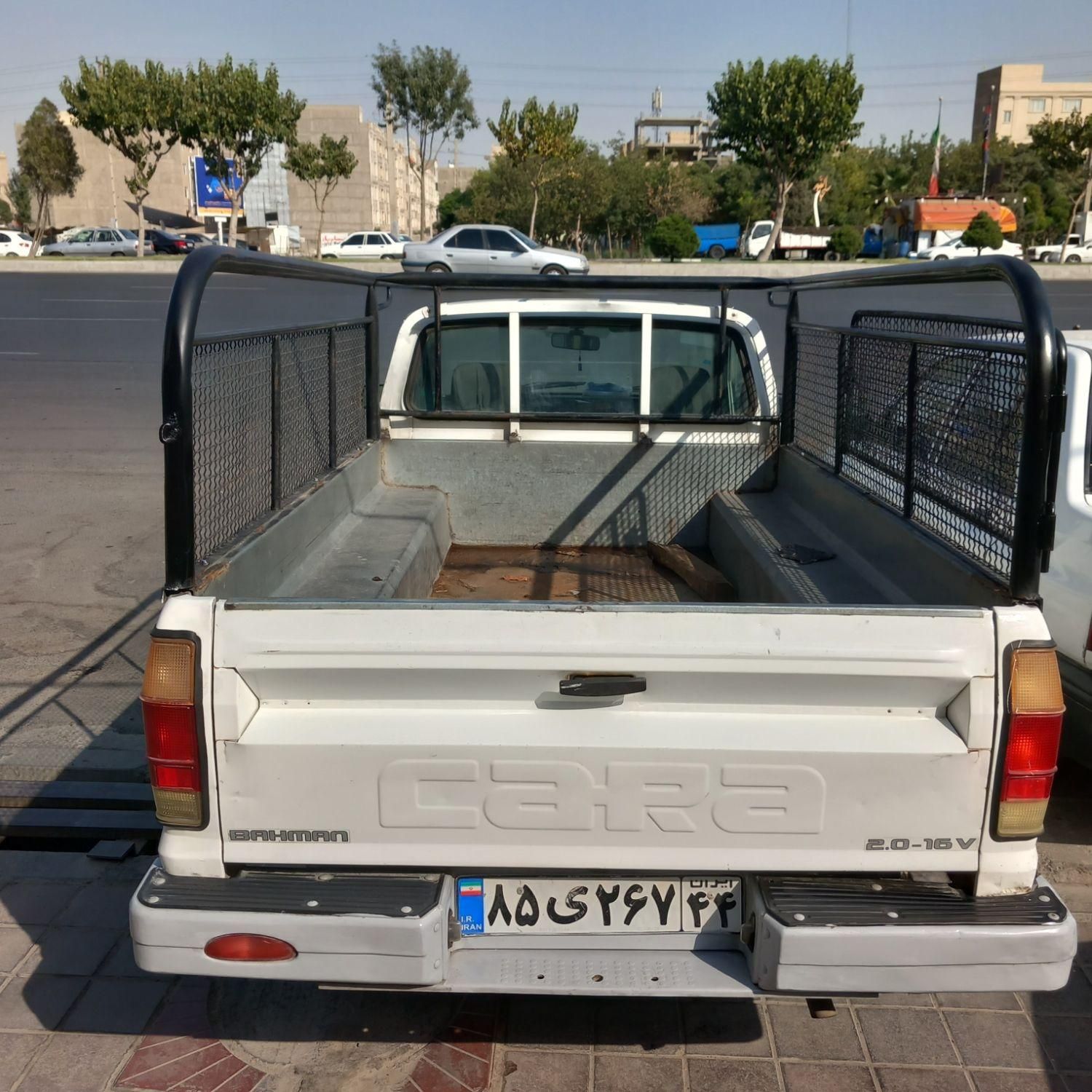 مزدا وانت تک کابین دنده‌ای - 1396