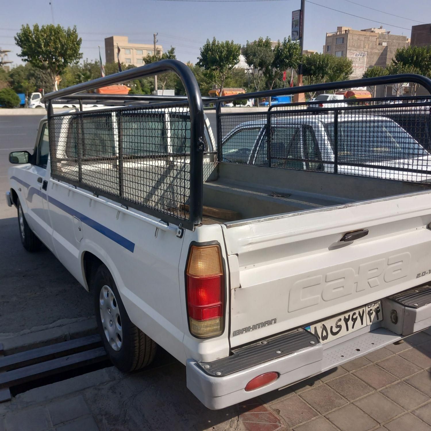 مزدا وانت تک کابین دنده‌ای - 1396