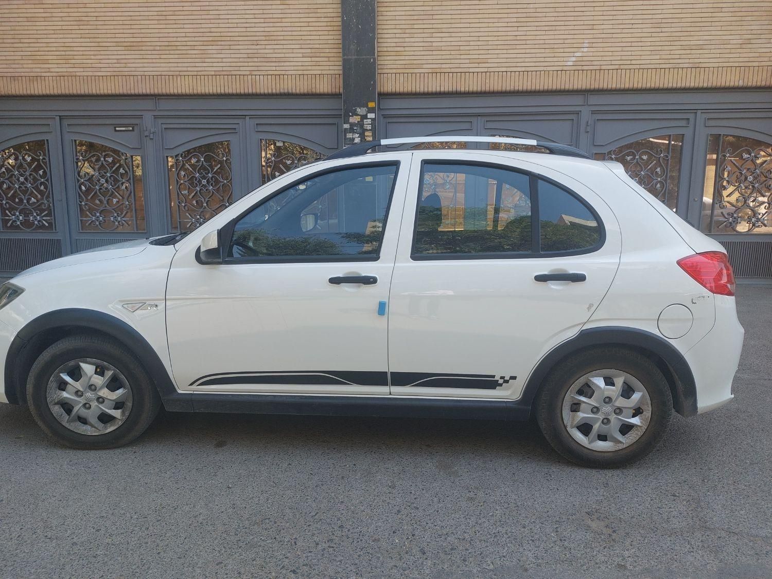 کوییک R دنده‌ای - 1402