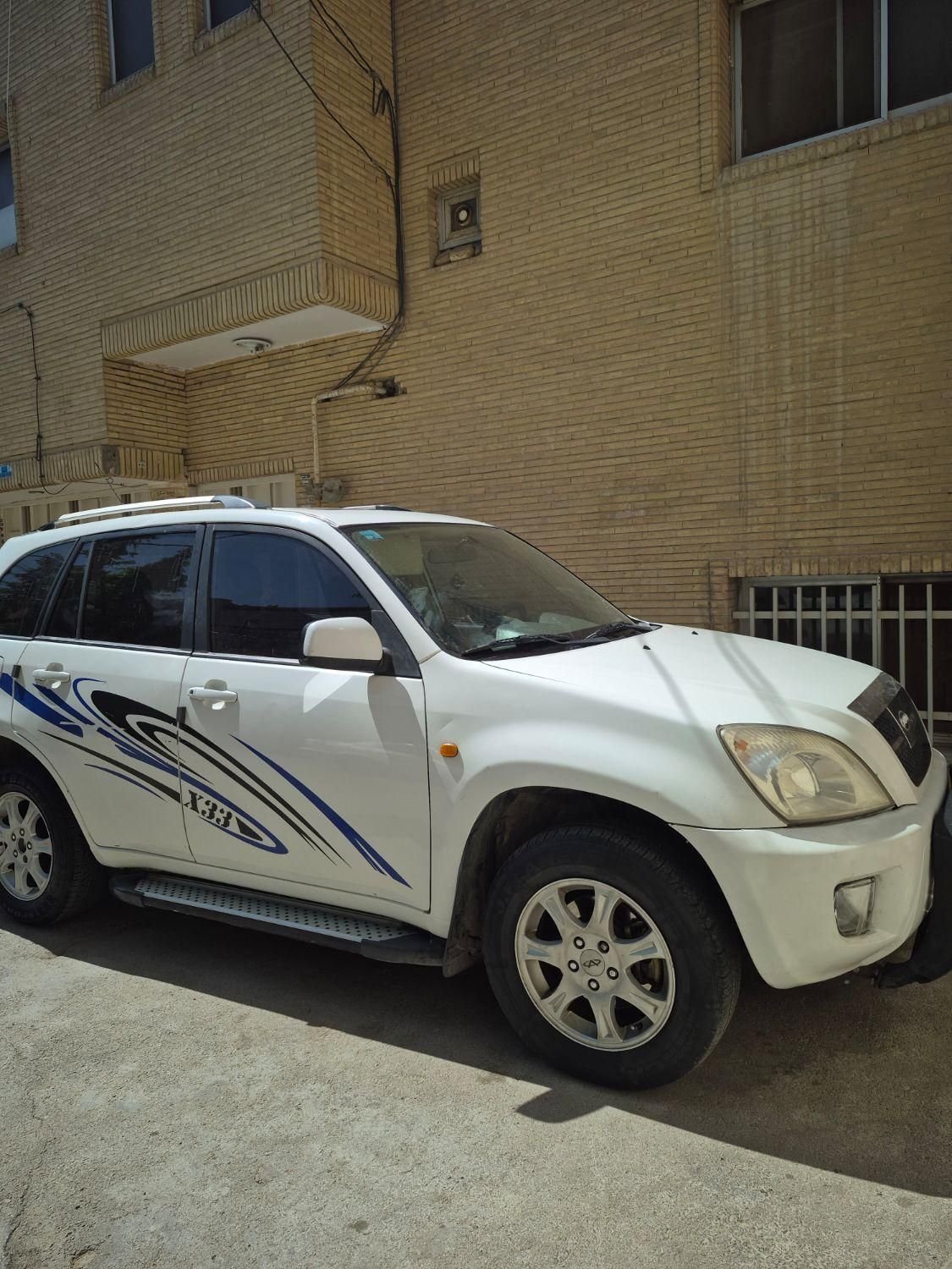 ام وی ام X33 دنده‌ای ساده - 1393