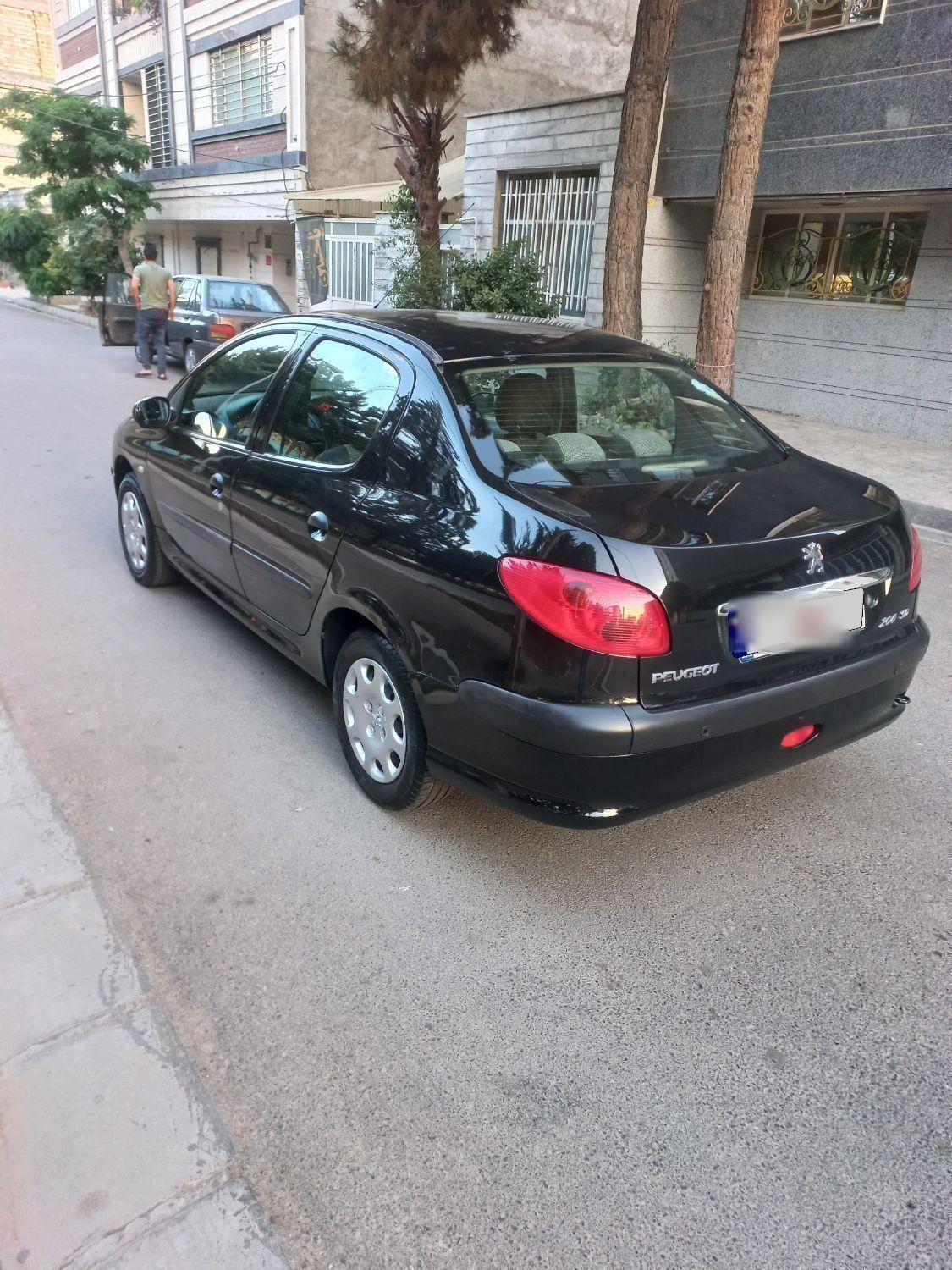 خودرو پژو، ۲۰۶ صندوق دار آگهی ann_19475583