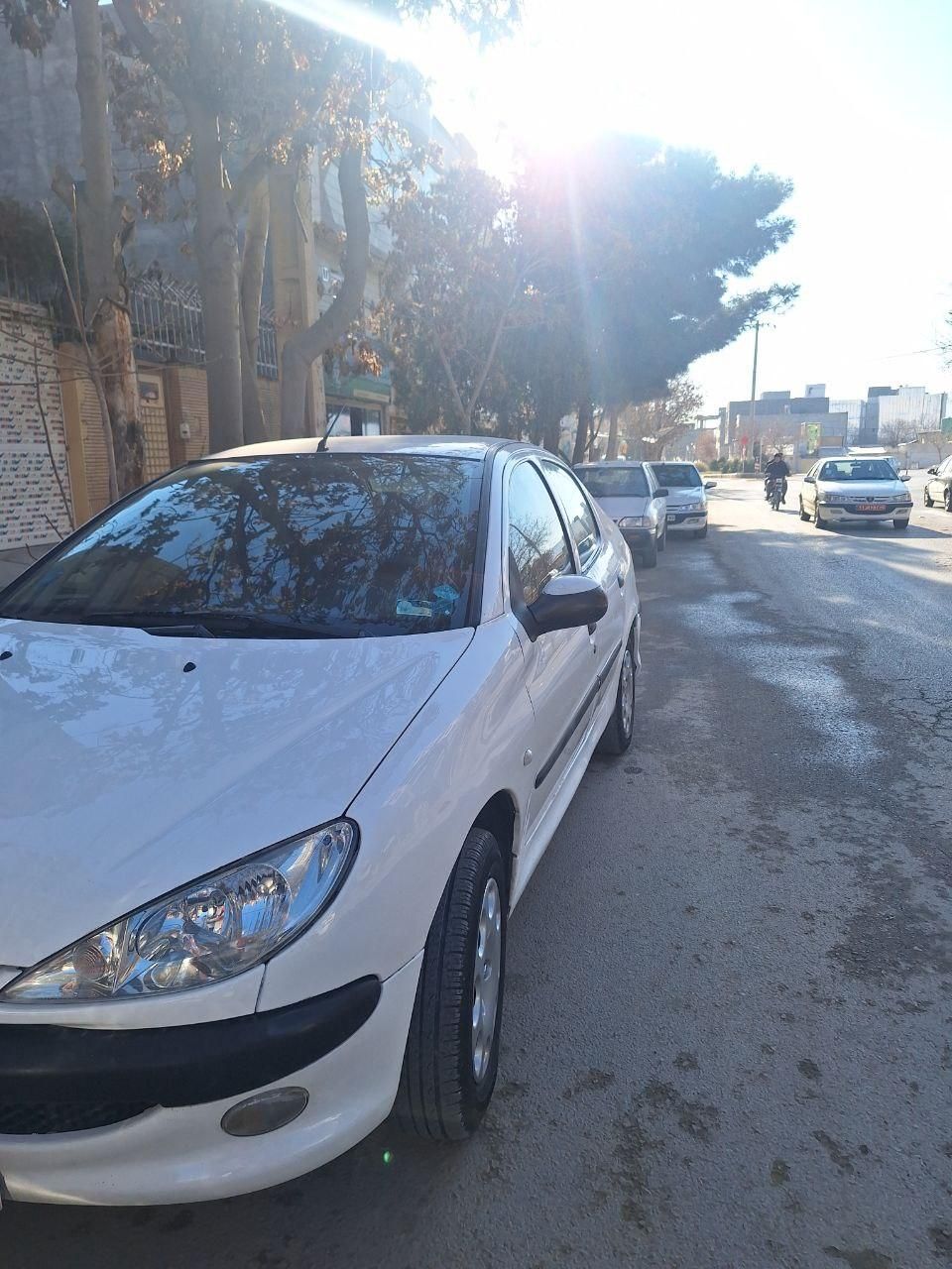 پژو ۲۰۶ صندوق دار v8 - 1390