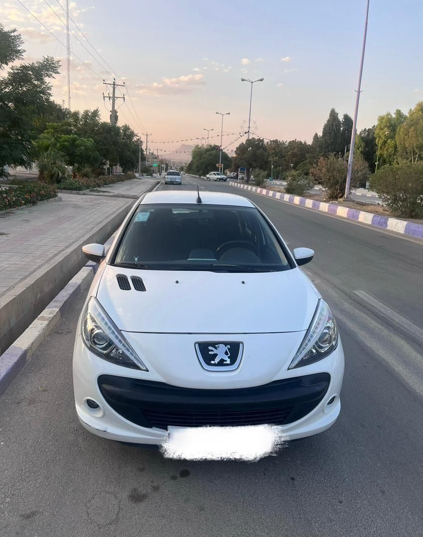 پژو ۲۰۷ صندوق دار اتوماتیک - 1398