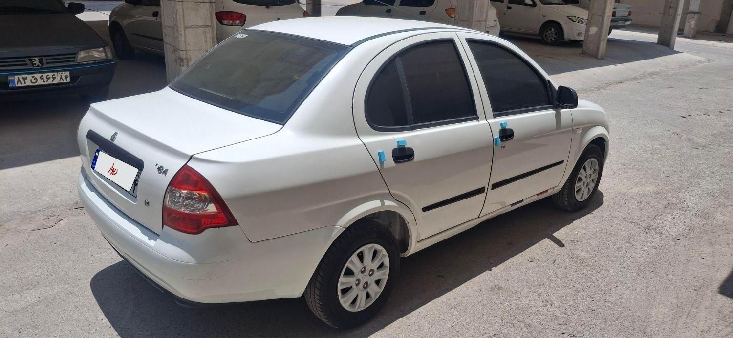 تیبا صندوق دار SX - 1401