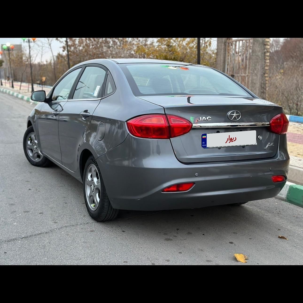 جک J4 اتوماتیک ساده - 1401