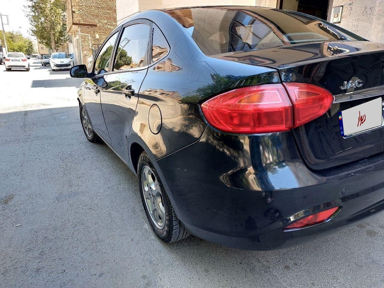 جک J4 اتوماتیک ساده - 1401