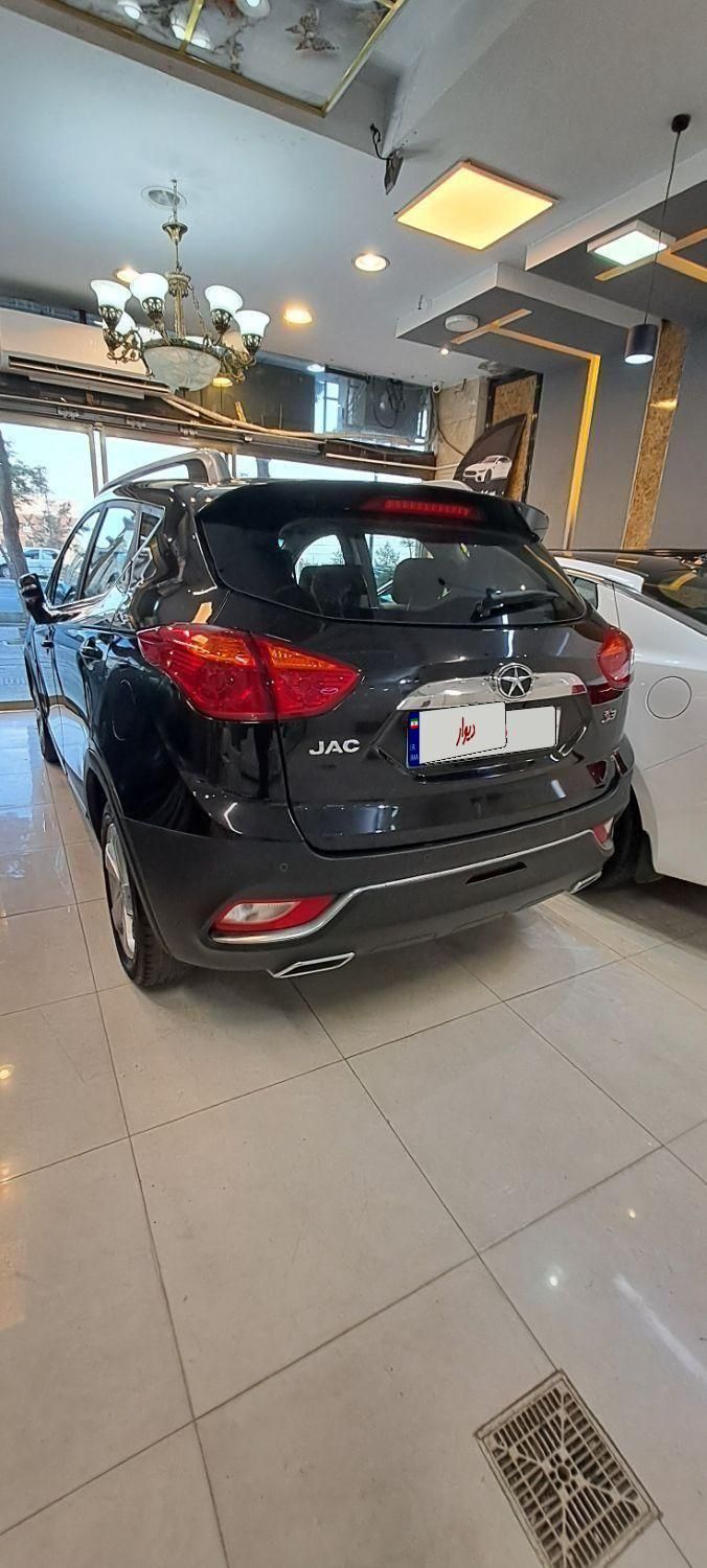 جک S3 اتوماتیک - 1402