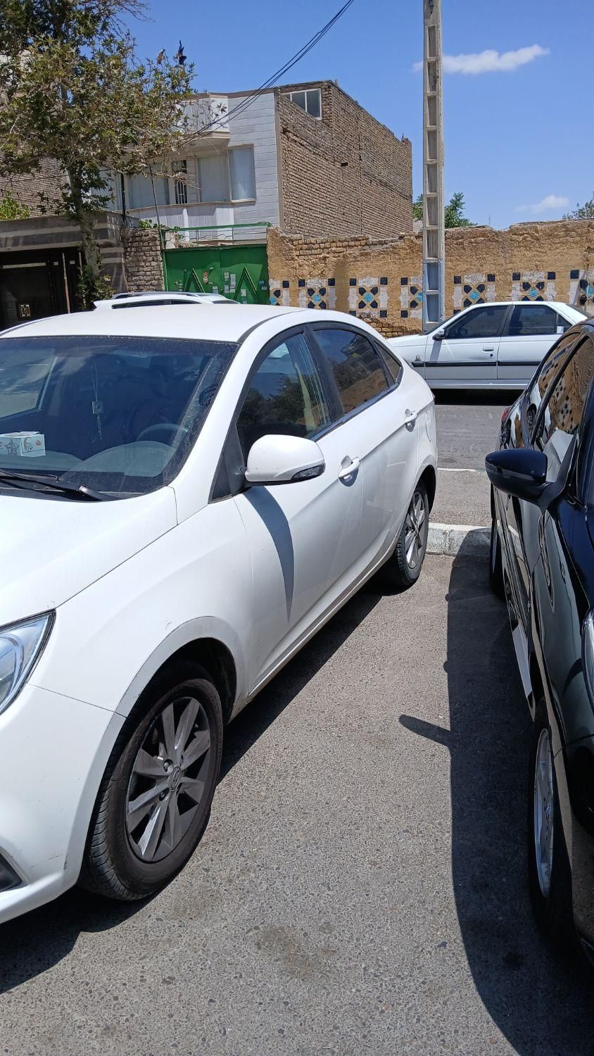 جک J4 اتوماتیک ساده - 1398